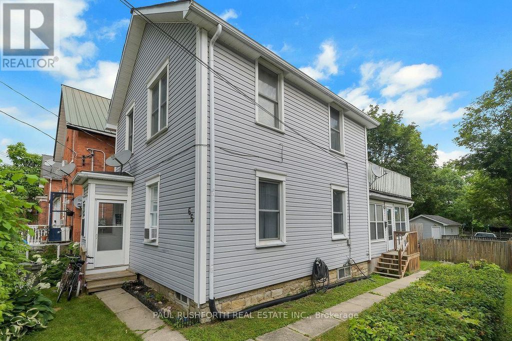 65 Hickory Street, Gananoque
