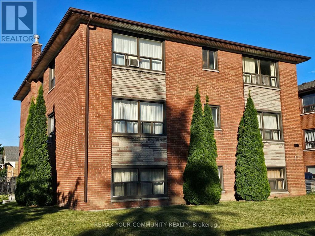 5 - 423 Pharmacy Avenue, Toronto (clairlea-Birchmount)