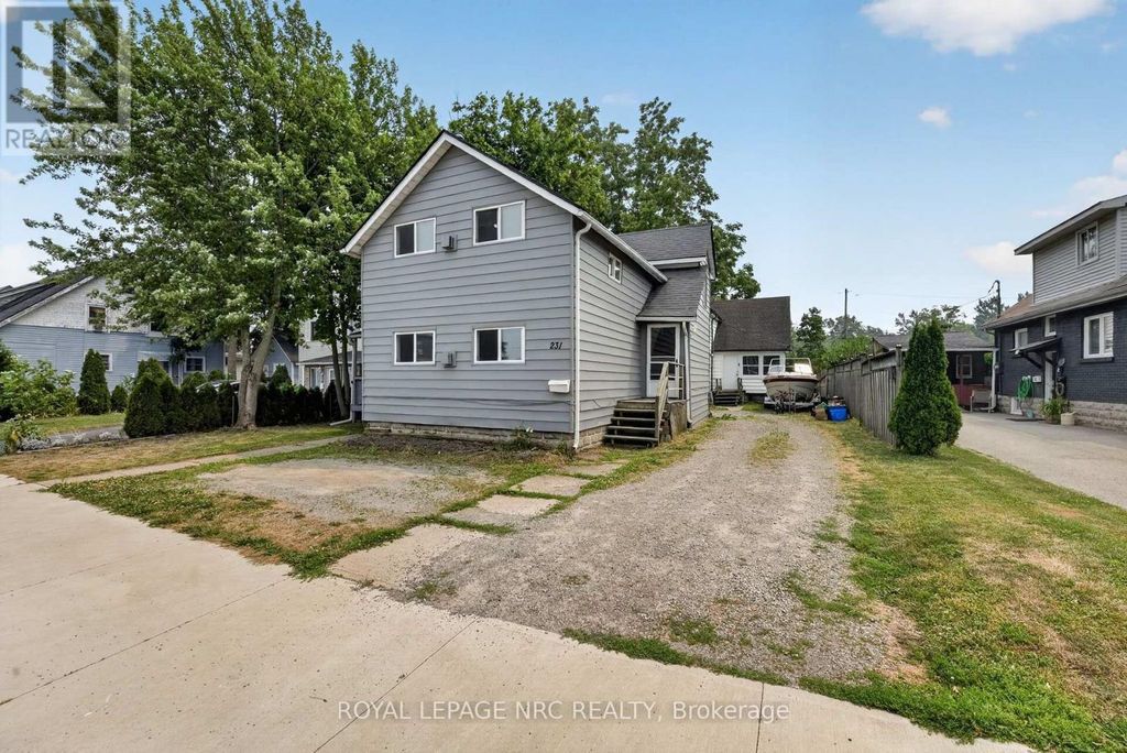 231-233 Jarvis Street, Fort Erie (central)