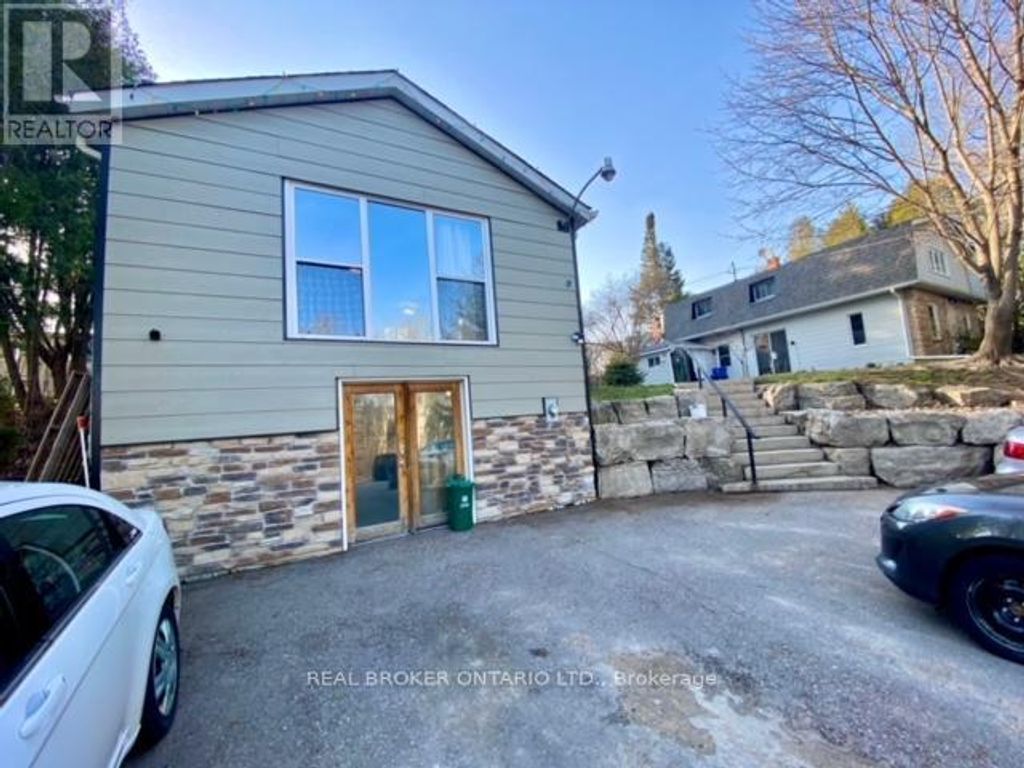 45 Wellington Road 124, Erin
