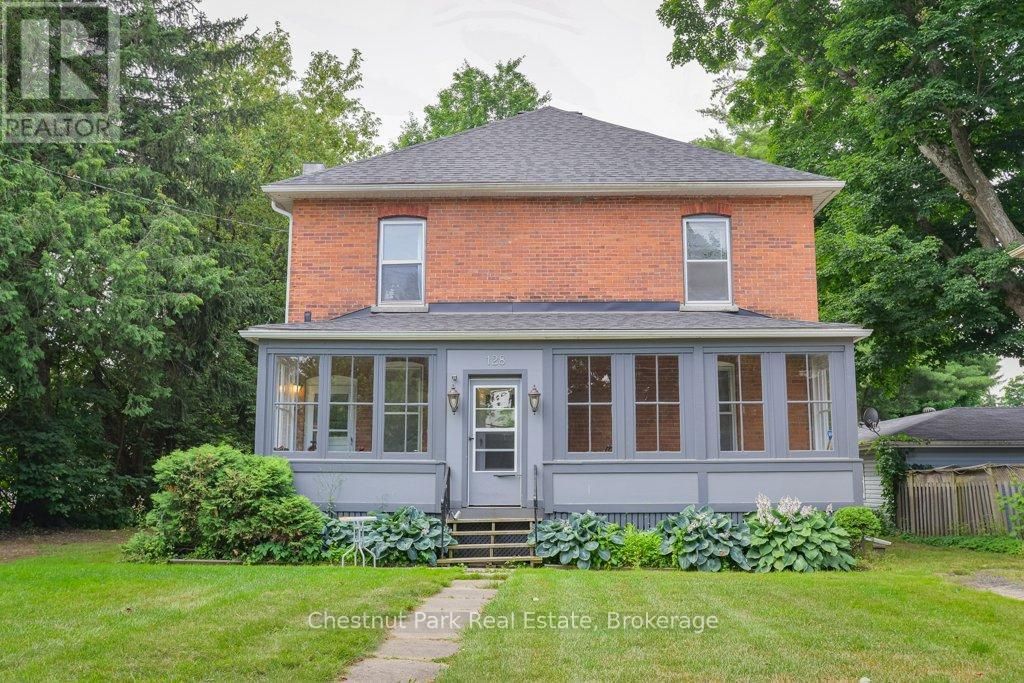 128 James Street, Bracebridge