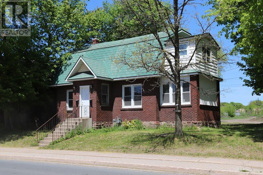 344 Wellington St E, Sault Ste. Marie