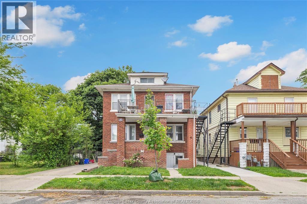 826 Jos Janisse Avenue, Windsor