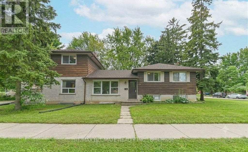 367 Holly Street N, Waterloo