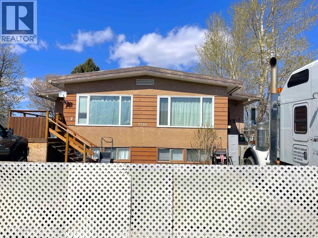 9714-9716 102 Avenue, Fort St. John