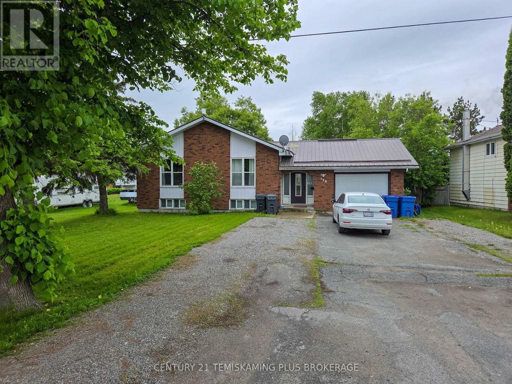 126 Fourth Avenue, Englehart