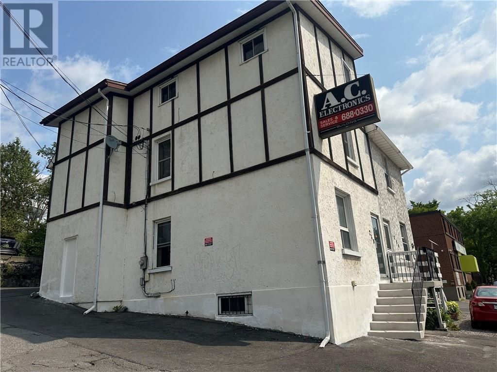 248 Cedar Street, Sudbury