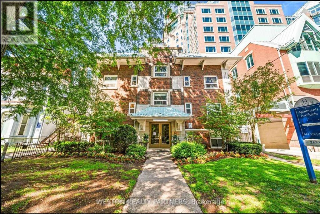 102 - 44 Huntley Street, Toronto (north St. James Town)