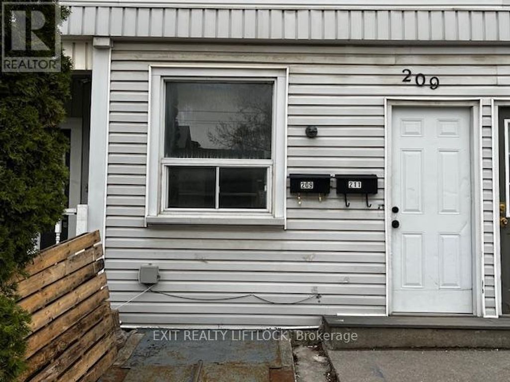 209 Stewart Street, Peterborough (town Ward 3)