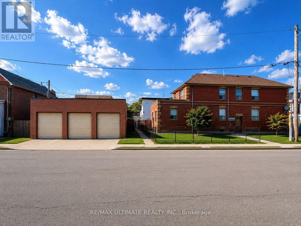 1440 Dufferin Street, Toronto (dovercourt-Wallace Emerson-Junction)