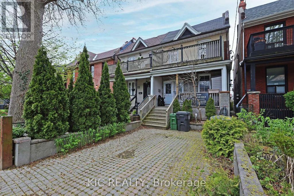 20 Ashdale Avenue, Toronto (greenwood-Coxwell)