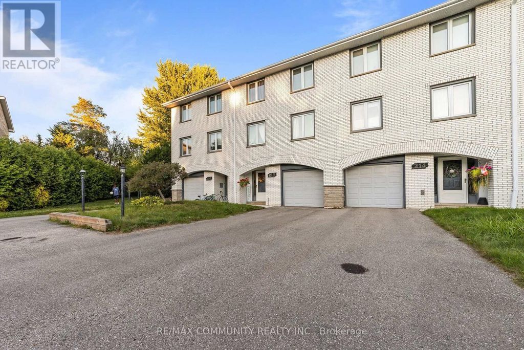 210-216 Homestead Crescent, London North (north F)