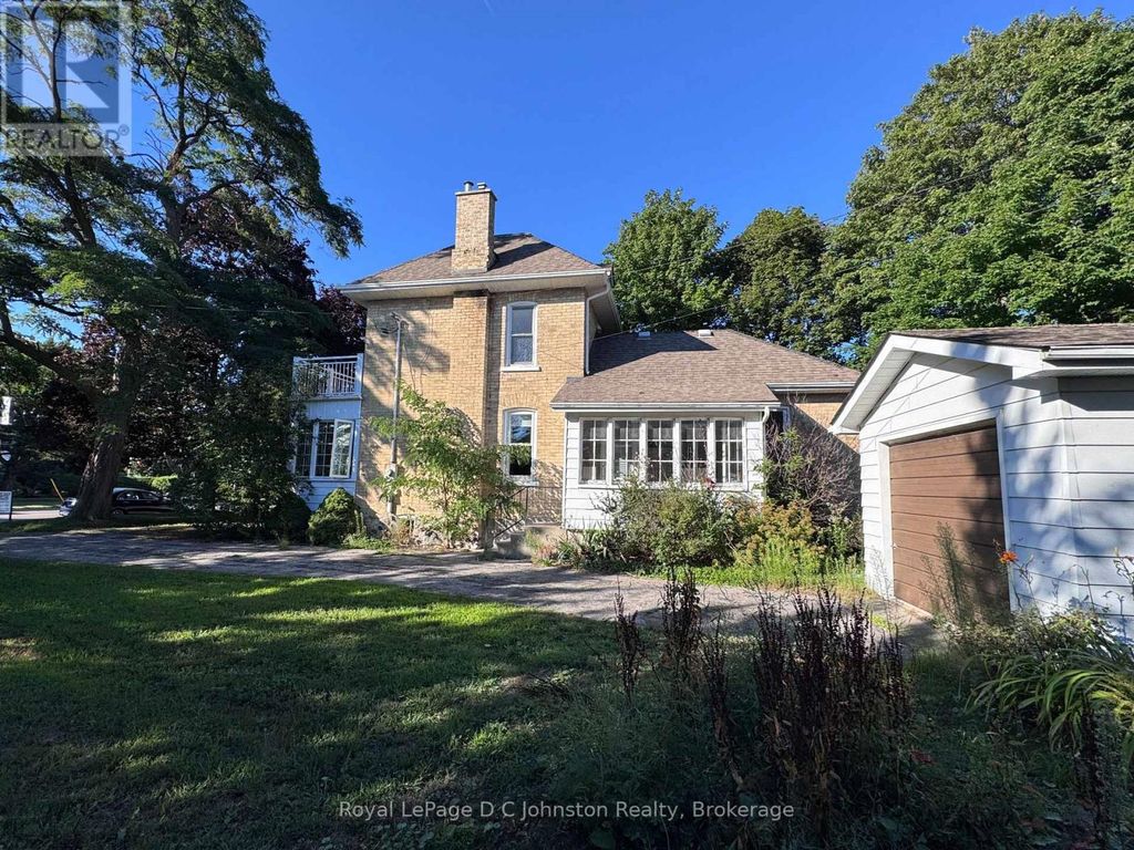 43 Albert Street N, Saugeen Shores