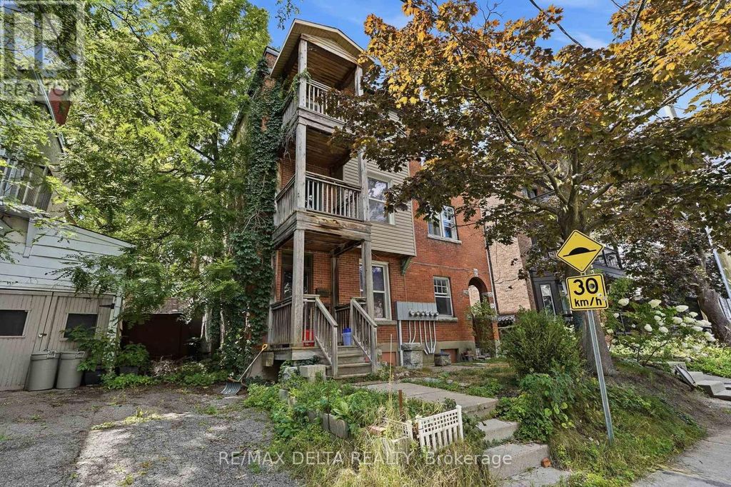 2 - 516 Bay Street, Ottawa