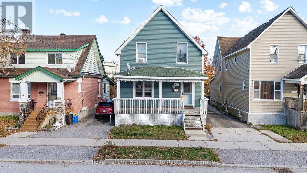 478 First Avenue W, North Bay (central)