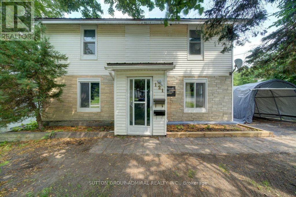 121 Seventh Street, Midland