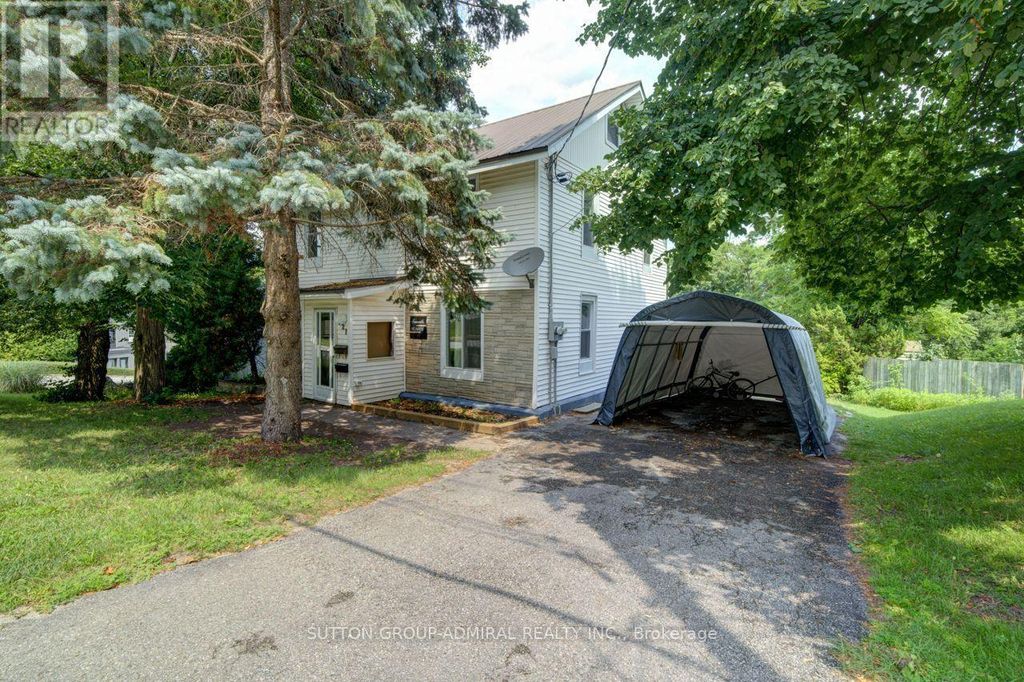 121 Seventh Street, Midland