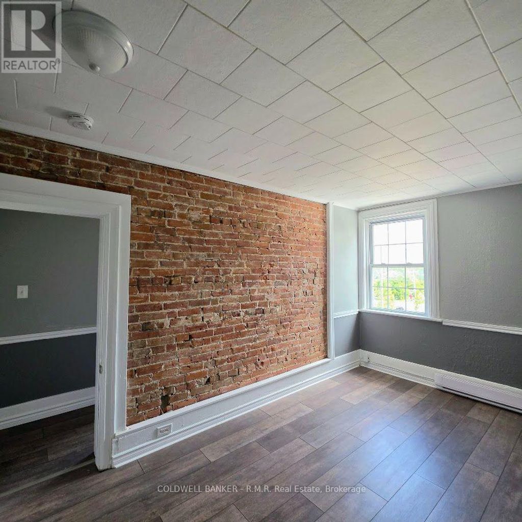 3 - 47 William Street N, Kawartha Lakes (lindsay)