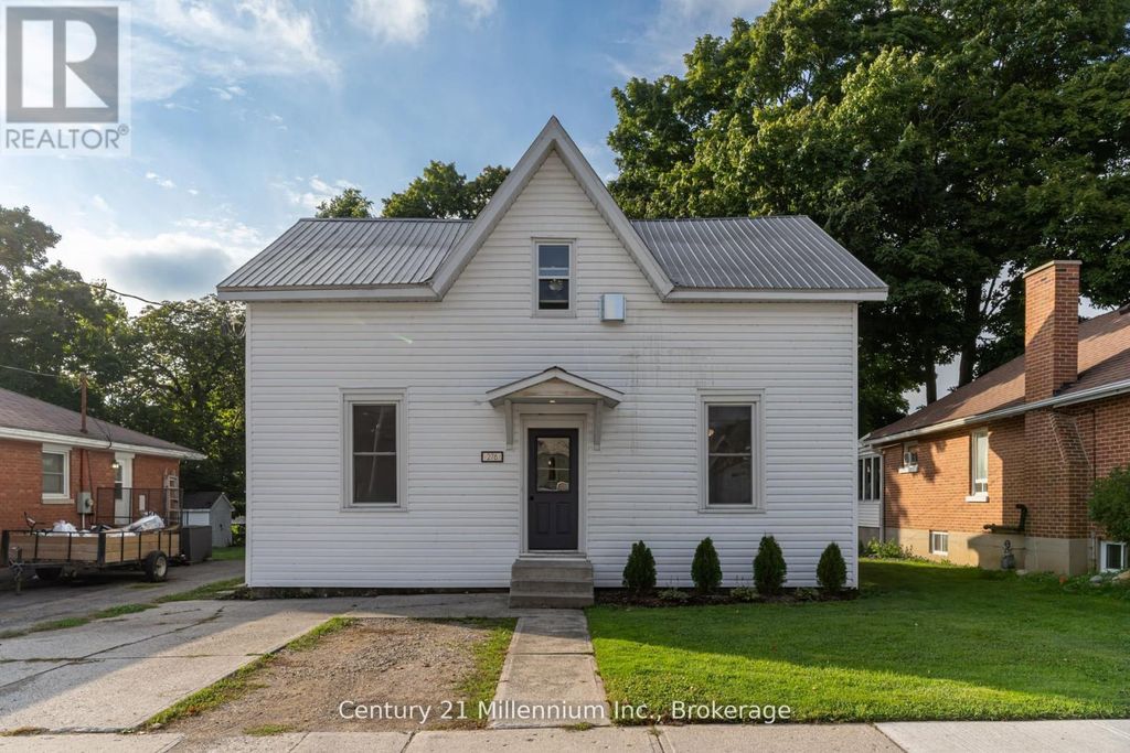 276 Edward Street, North Huron (wingham)