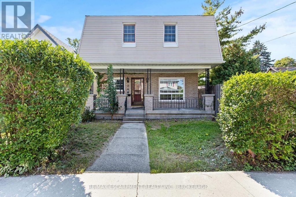 Upper - 15 Mccormick Street, Welland (prince Charles)