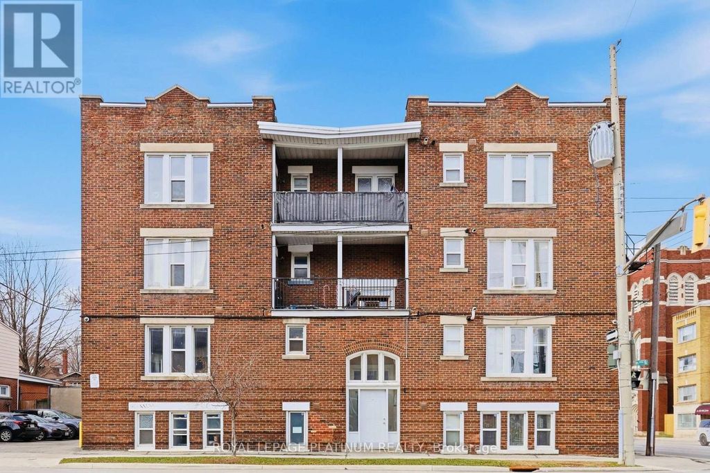 6 - 120 Sherman Avenue S, Hamilton (st. Clair)