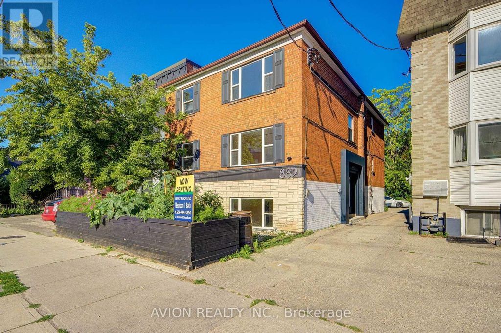 Unit 6 - 882 Broadview Avenue, Toronto (playter Estates-Danforth)
