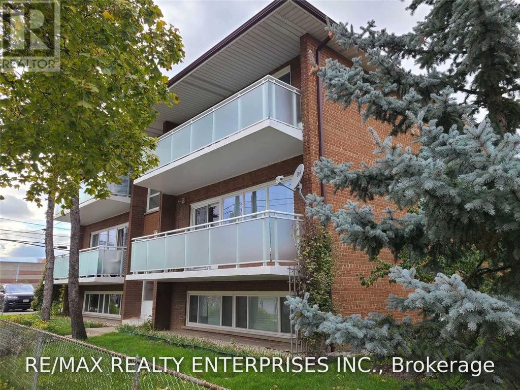 3 - 54 Rabbit Lane, Toronto (eringate-Centennial-West Deane)