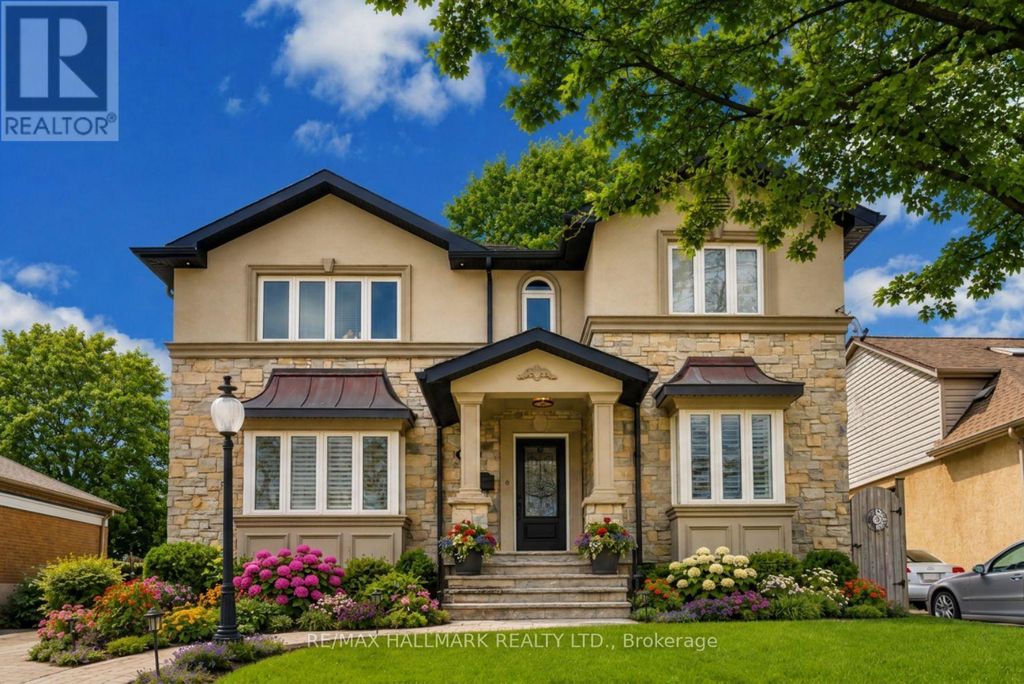 76 Ashbourne Drive, Toronto (islington-City Centre West)