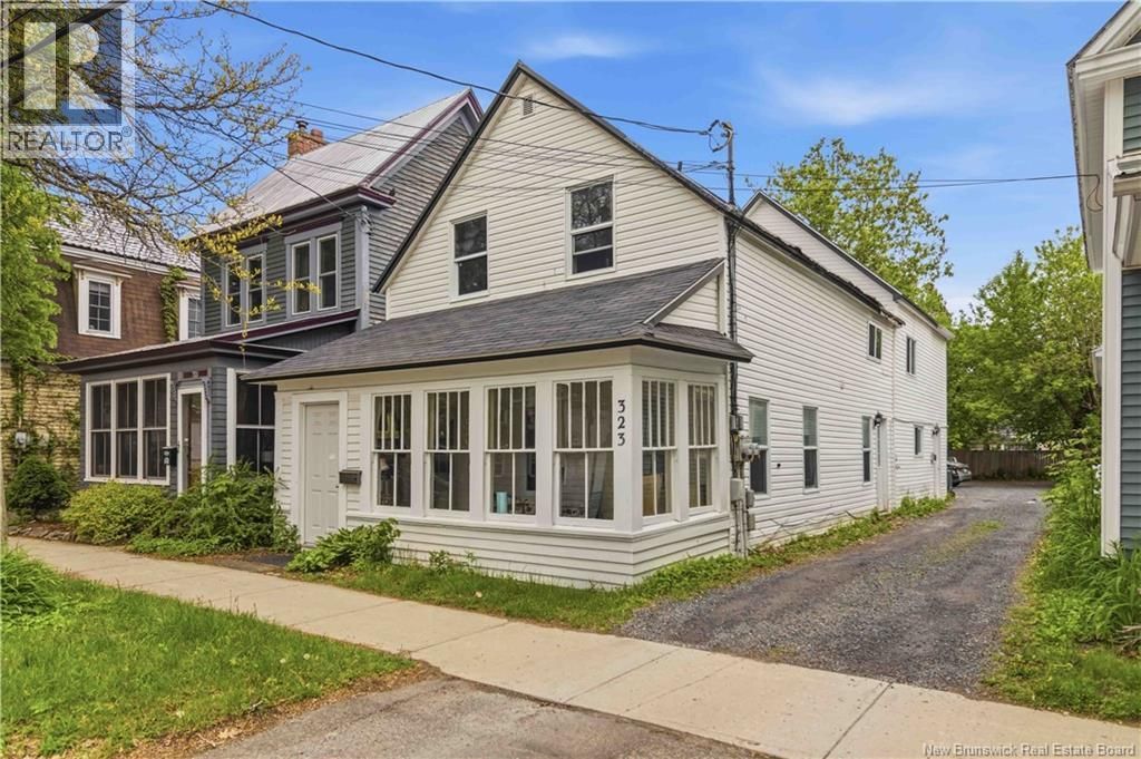 323 Saunders Street, Fredericton