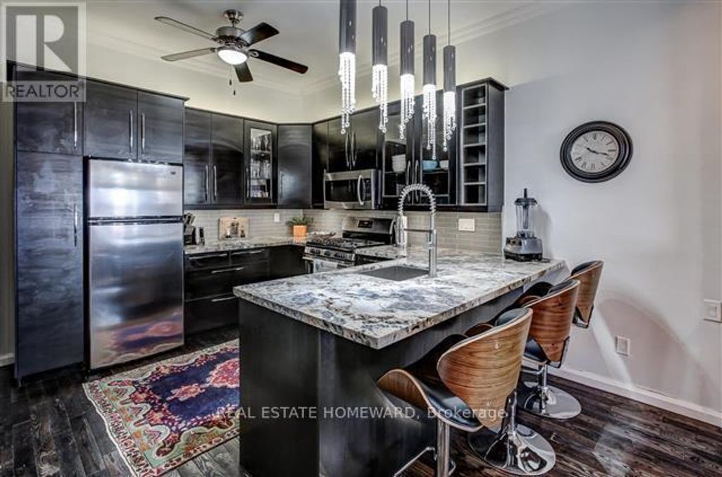 1 - 175 Euclid Avenue, Toronto (little Portugal)