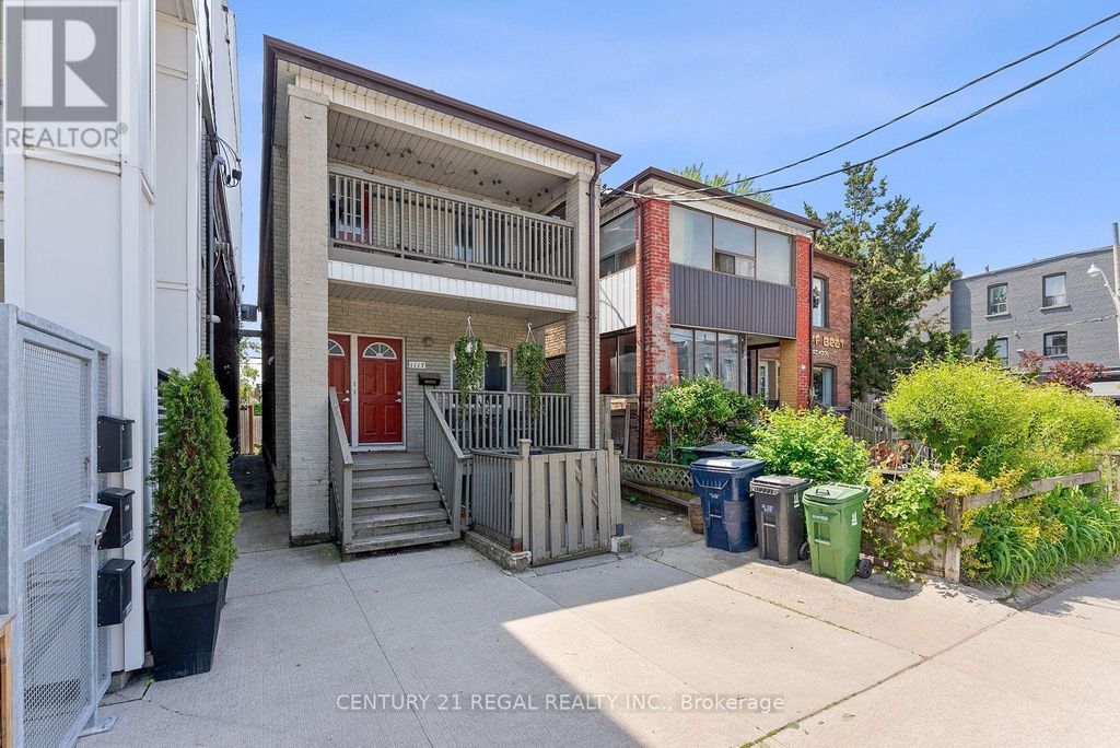 2nd Floor - 1117 Queen Street E, Toronto (south Riverdale)