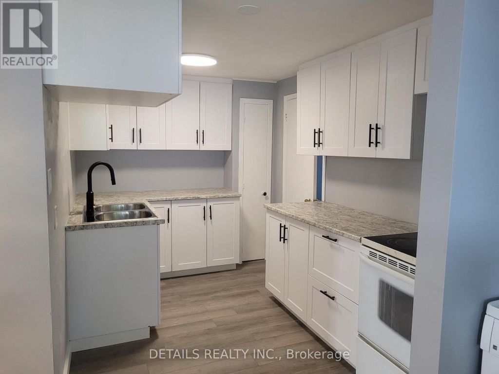 4559 Ste Catherine Street, The Nation