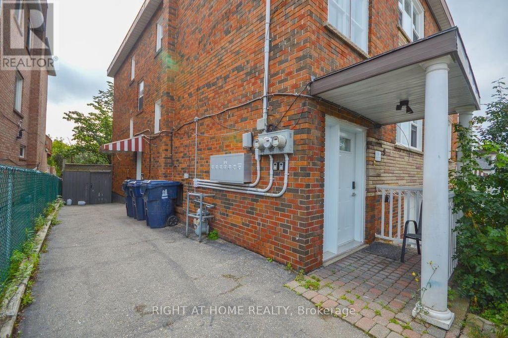 1 - 9 Donald Avenue, Toronto (keelesdale-Eglinton West)