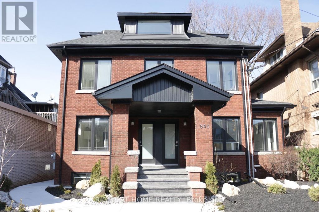 4 - 843 Main Street E, Hamilton (stipley)