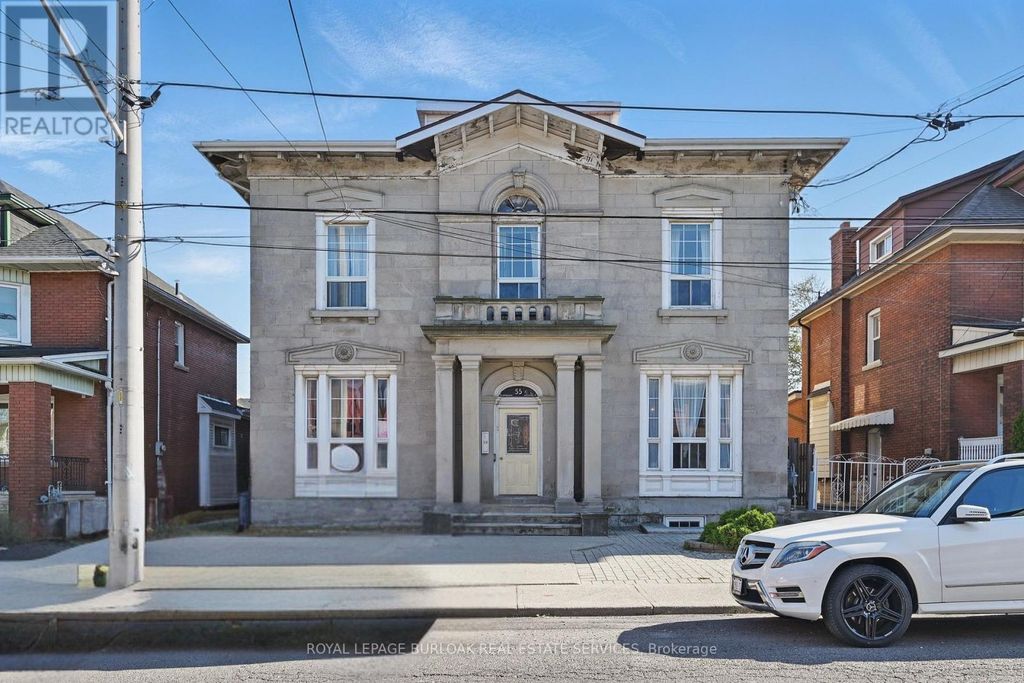 55 Barton Street W, Hamilton (central)