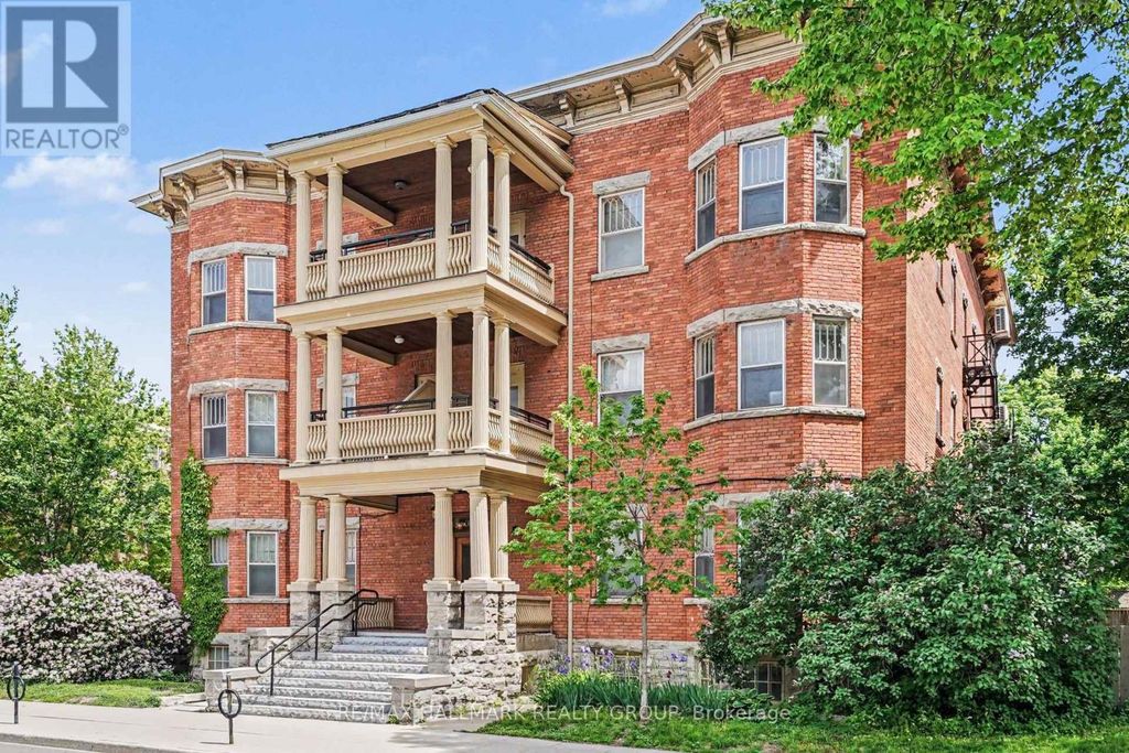 13 - 413 Elgin Street, Ottawa