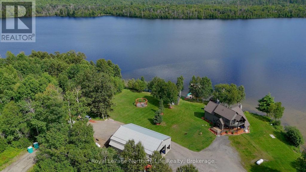 33 White Bear Court, Temagami