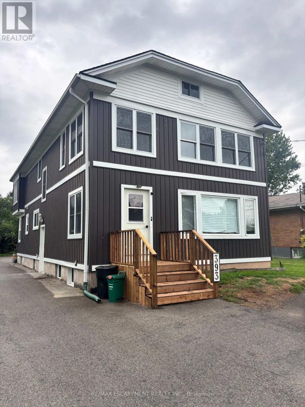 Lower - 393 Bowen Road, Fort Erie (central)