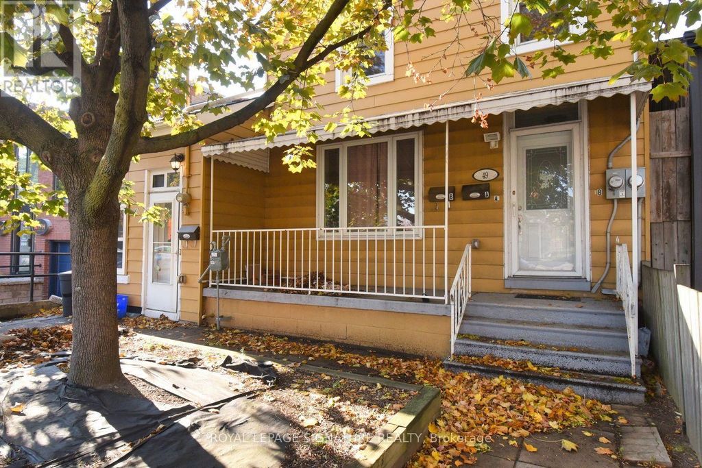 47 West Avenue N, Hamilton (landsdale)