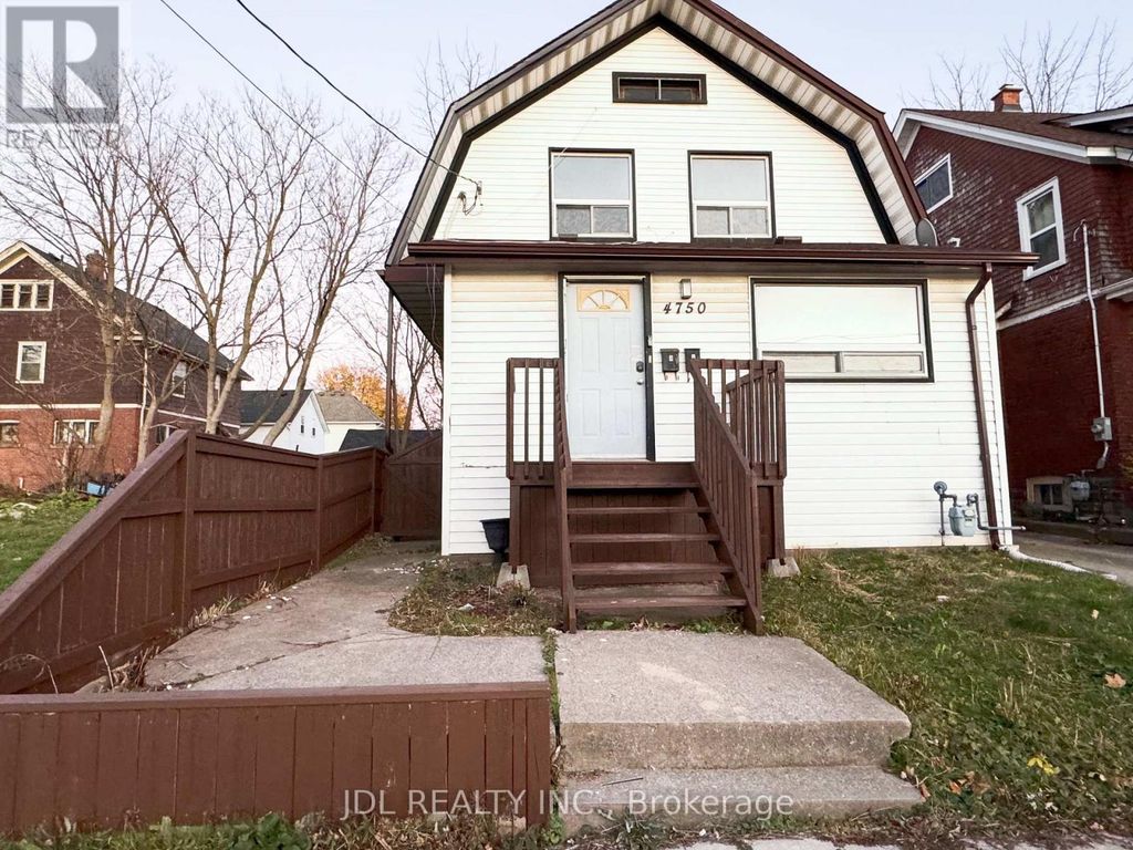 Main - 4750 Saint Lawrence Avenue, Niagara Falls (downtown)