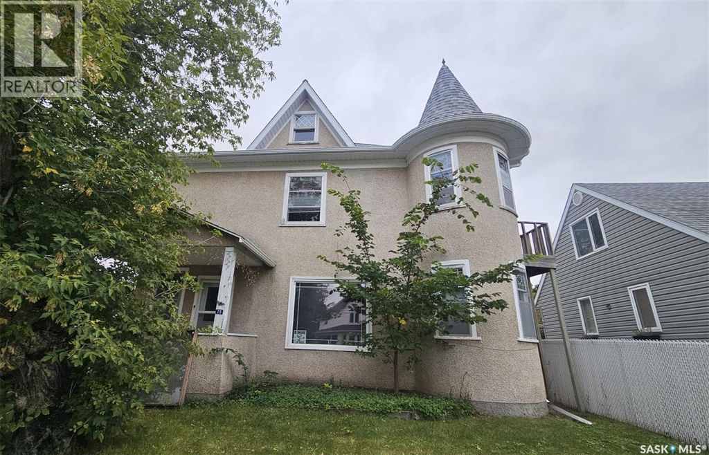79 Lillooet Street E, Moose Jaw