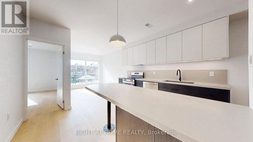 Unit 3 - 3122 Dundas Street W, Toronto (junction Area)