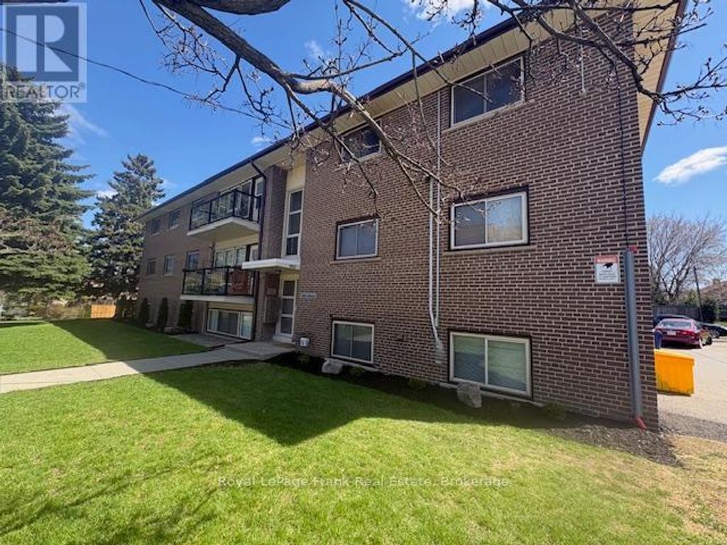 300 Athol Street, Whitby (downtown Whitby)
