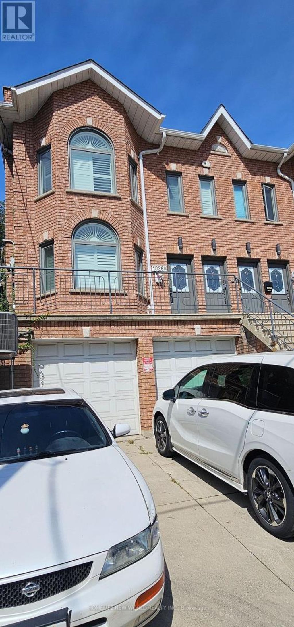 1026 B Davenport Road, Toronto (wychwood)