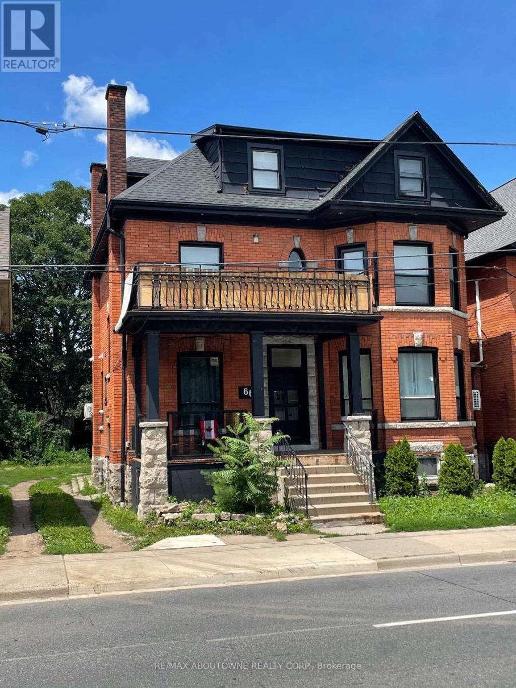 66 Wellington Street S, Hamilton (corktown)