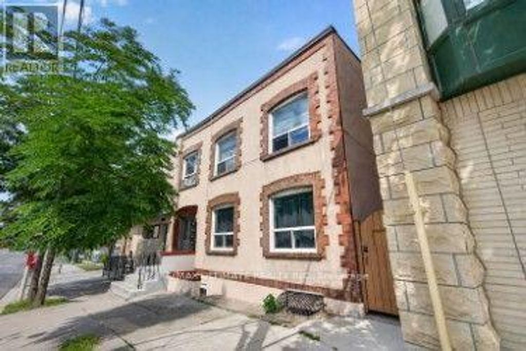 5 - 2360 Queen Street E, Toronto (the Beaches)