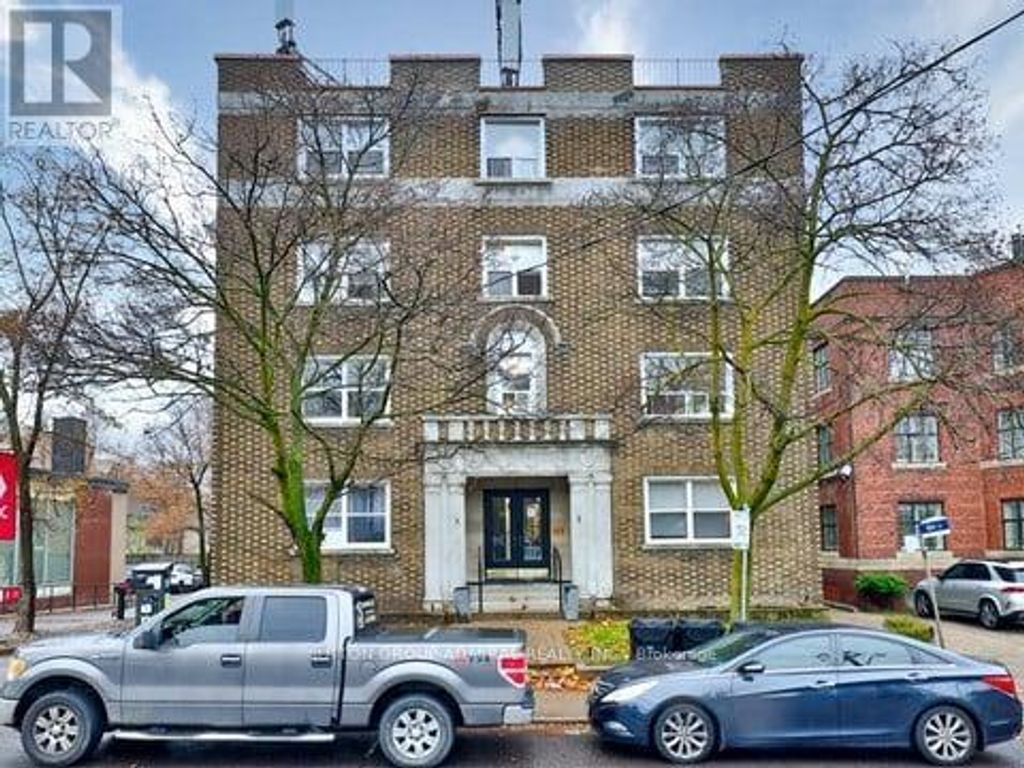 10 - 464 Spadina Road, Toronto (forest Hill South)
