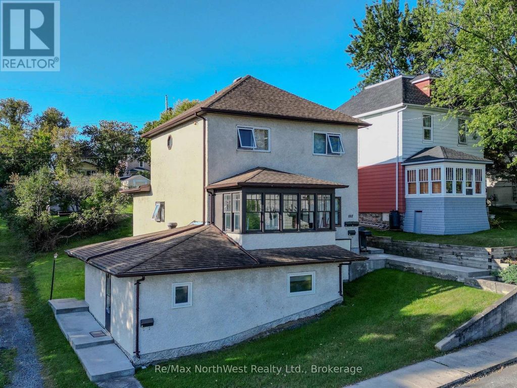 617 First Street S, Kenora (central)