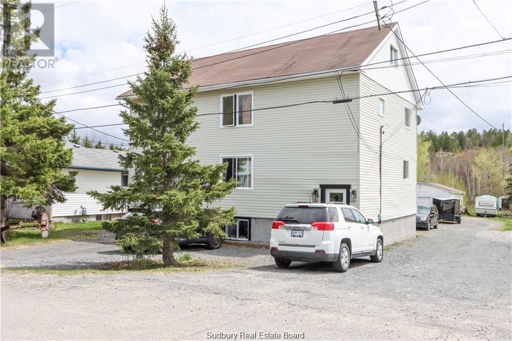 1663 Wendy Street, Val Caron