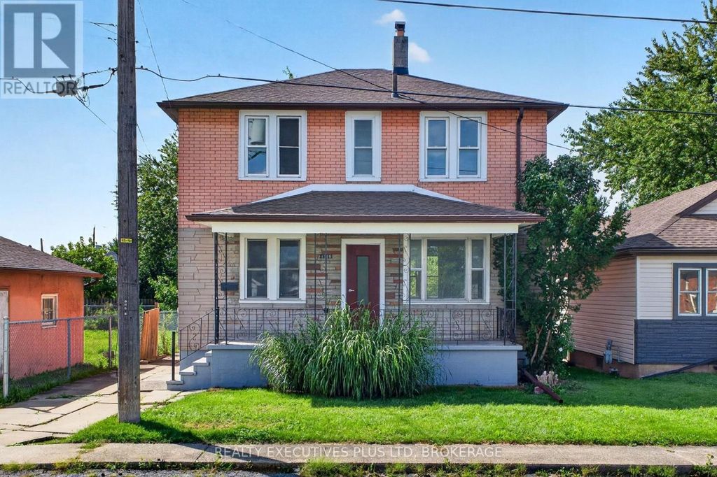 4119 Dyson Avenue, Niagara Falls (downtown)